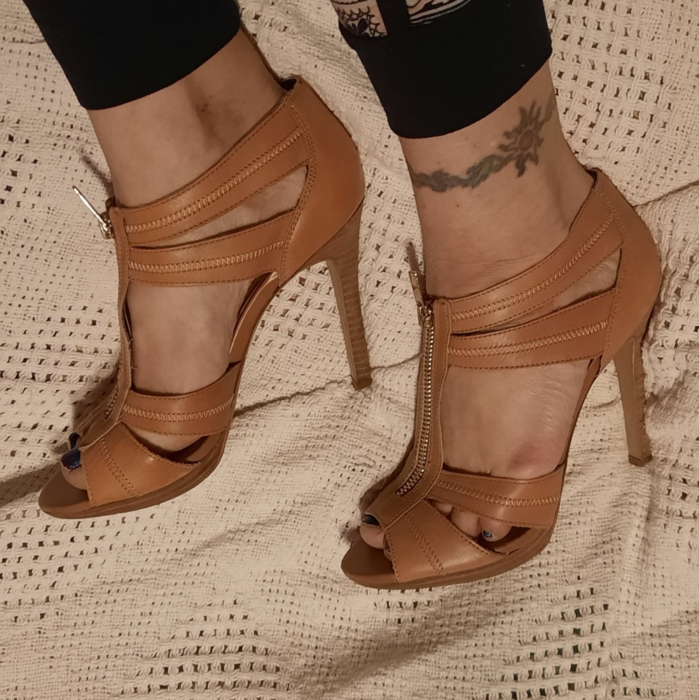 Jessica Simpson Leather Heels